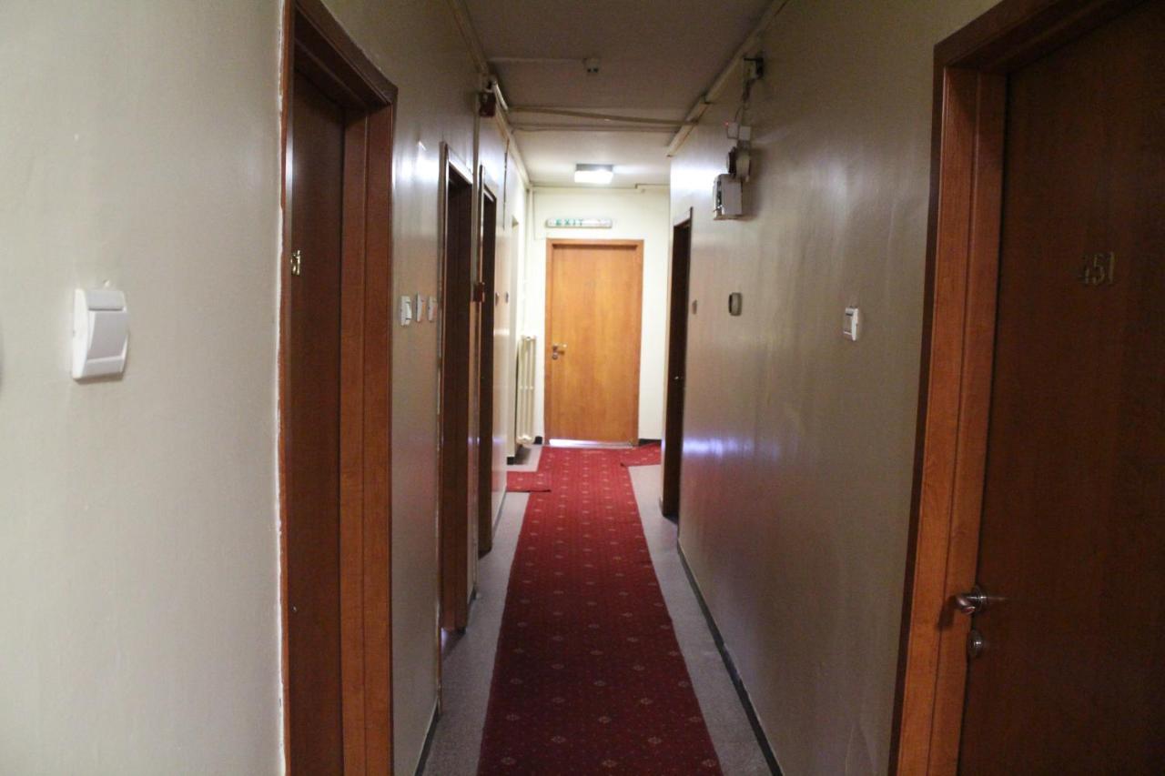 Hotel Surucu Istanbul Ngoại thất bức ảnh